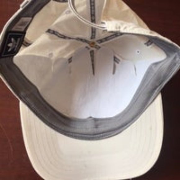 NWOT addidas cap Snap back type - Picture 4 of 7